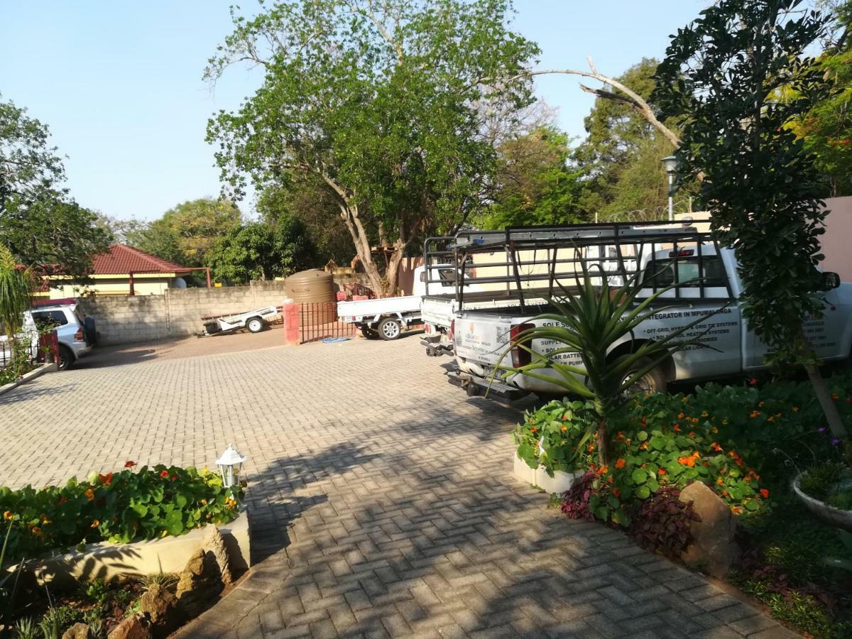 Mac Malone'S Appartement Mbombela Buitenkant foto